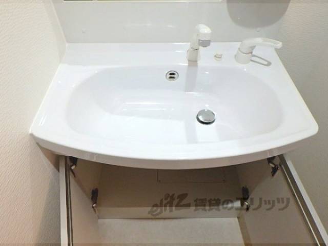 洗面所　独立洗面台