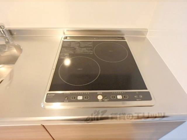 キッチン　2口電気コンロ