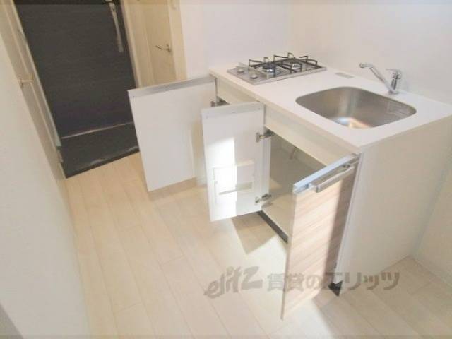 キッチン　キッチン下部収納