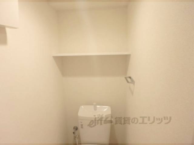 トイレ　トイレ収納