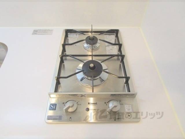 キッチン　ガス２口コンロ