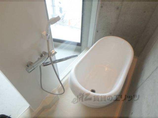 風呂　バスタブ