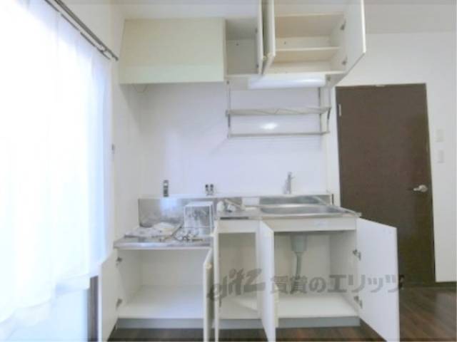 キッチン　収納