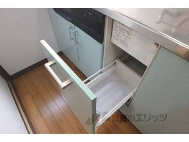 キッチン　収納