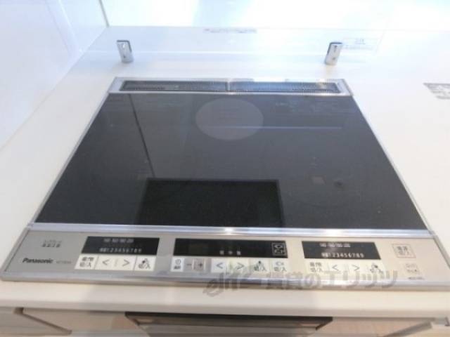 キッチン　コンロ