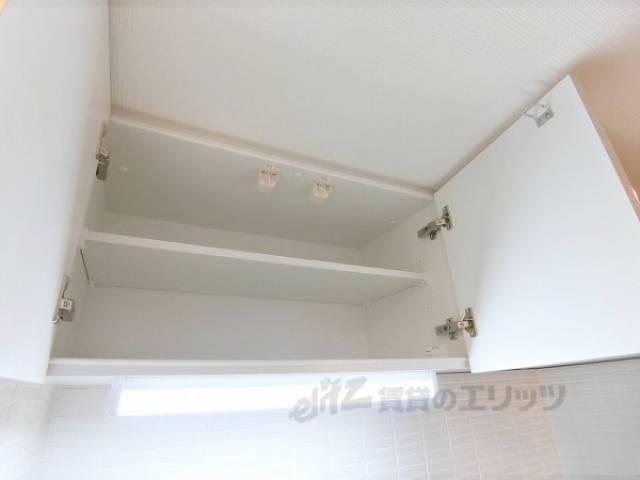 キッチン　収納