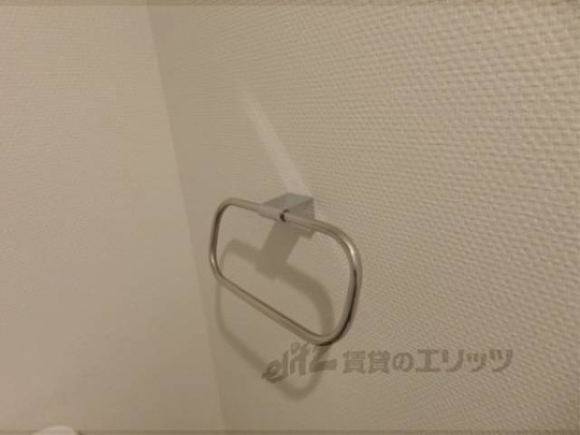 トイレ　タオル掛け