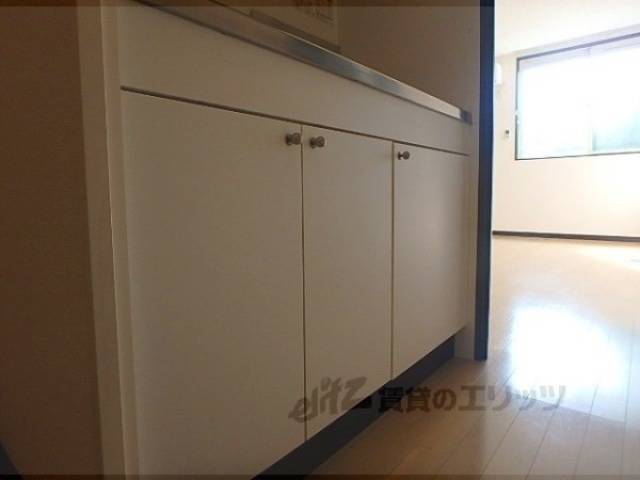 キッチン　収納