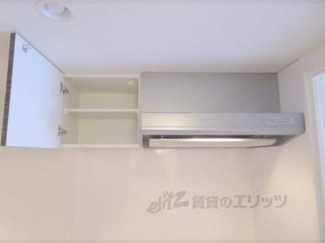 キッチン　キッチン上部収納