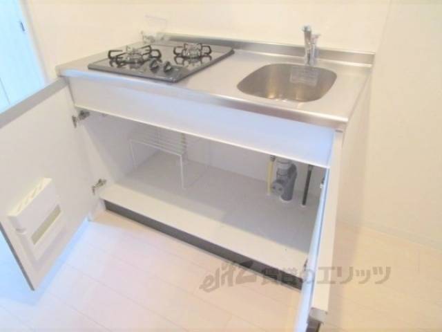 キッチン　キッチン下部収納