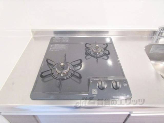 キッチン　ガス２口コンロ