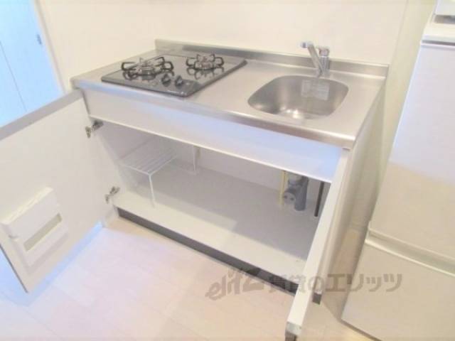 キッチン　キッチン下部収納