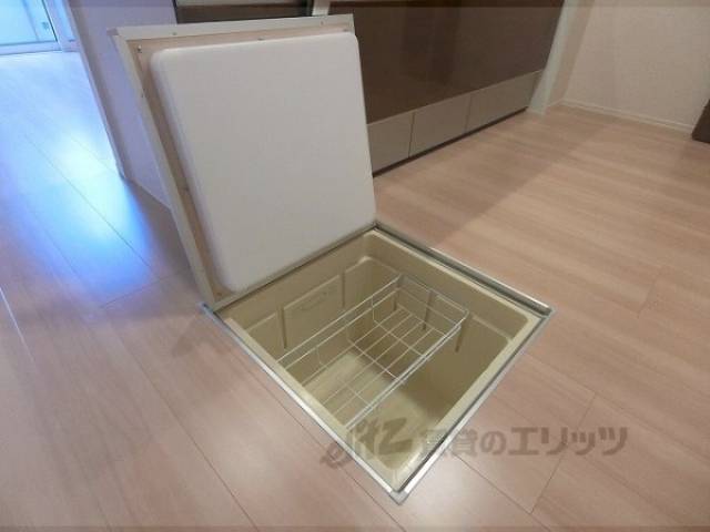 床下収納