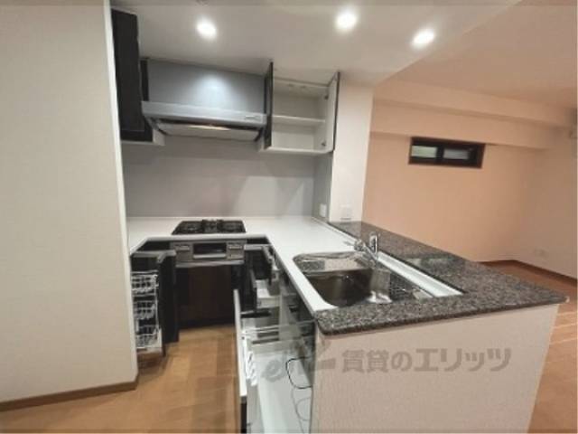 収納　キッチン収納