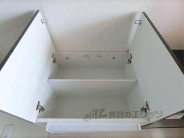 キッチン　キッチン上部収納