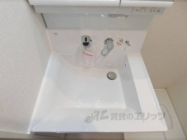 洗面所　独立洗面台