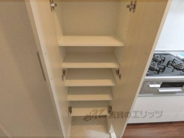 下駄箱　下部