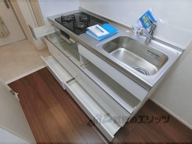 キッチン　収納