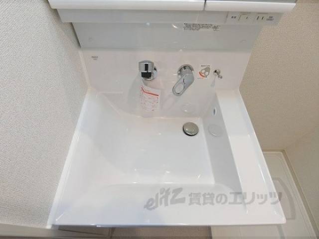 洗面所　独立洗面台