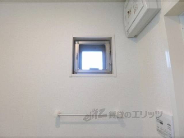 洗面所　小窓