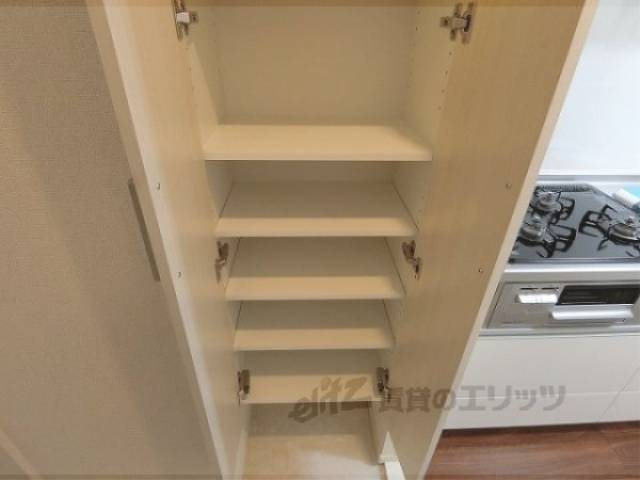 下駄箱　下部