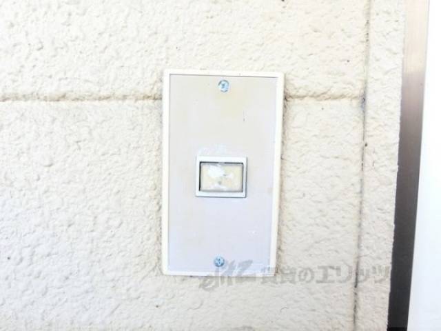 玄関　インターホン