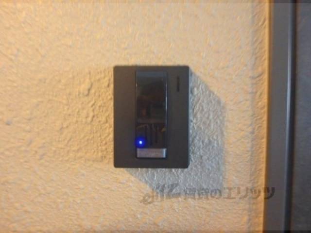 玄関　インターフォン