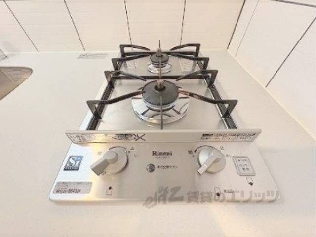キッチン　ガス2口コンロ