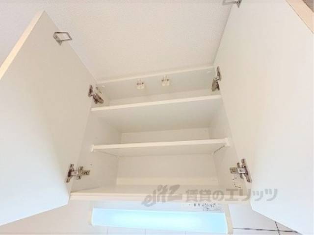 キッチン　キッチン上部収納