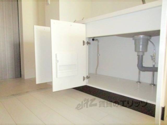 キッチン　キッチン下部収納