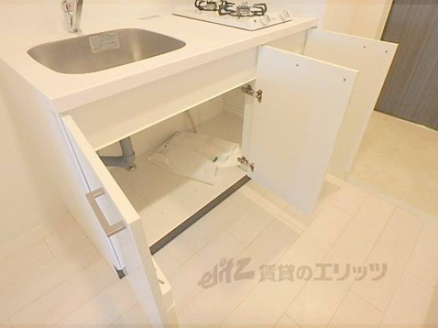 キッチン　キッチン下部収納