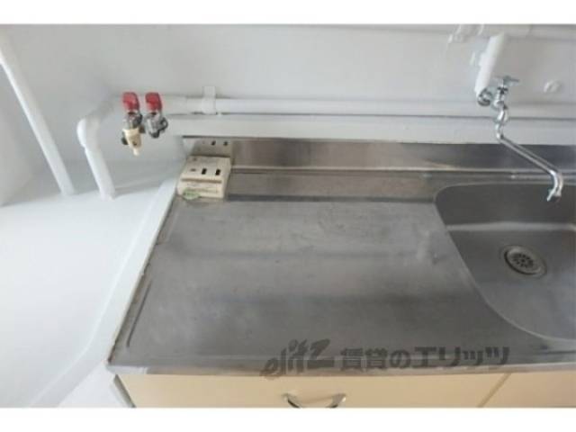 キッチン　コンロ置き場