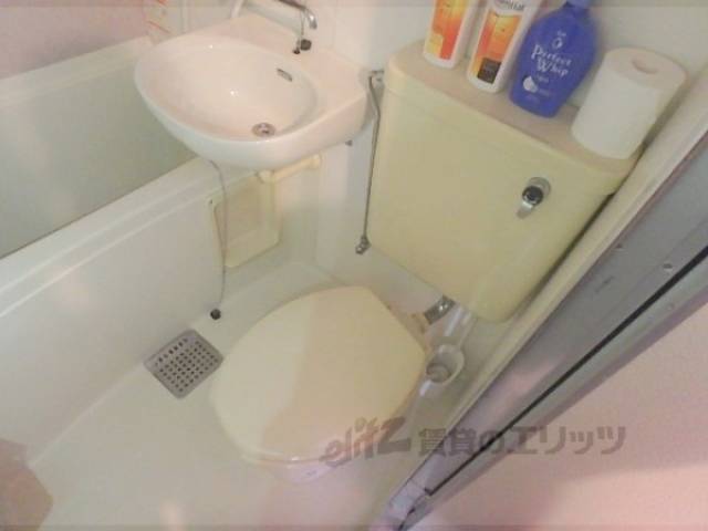 ユニットバス　トイレ