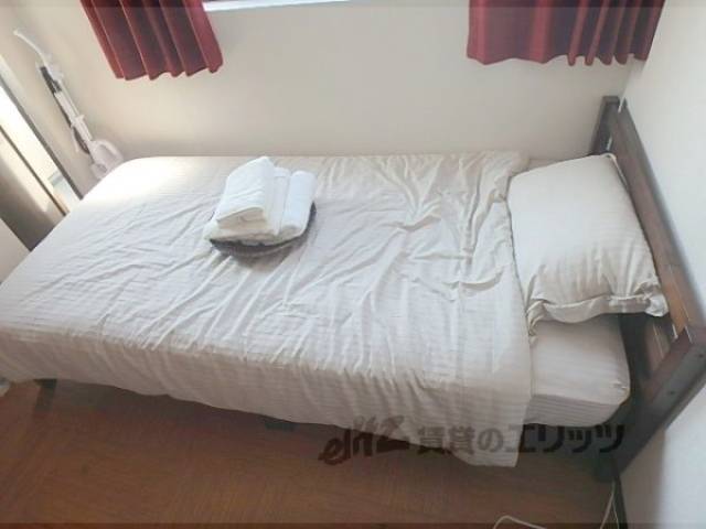 ベッド　ベッド