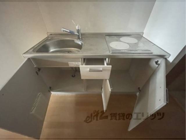 キッチン　下部収納