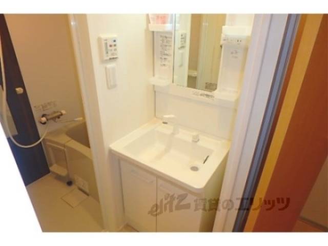 洗面所　独立洗面台