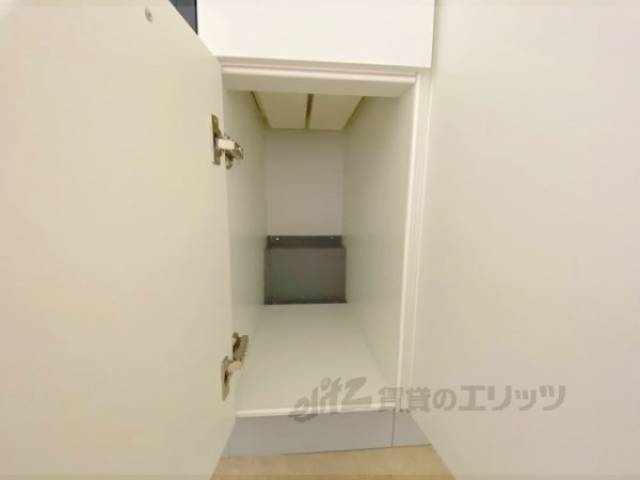 キッチン　収納