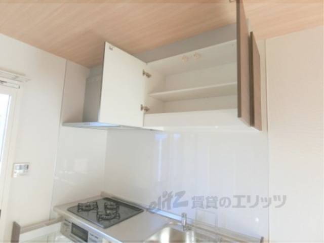 キッチン　上部棚