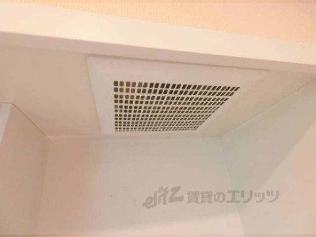 キッチン　換気扇