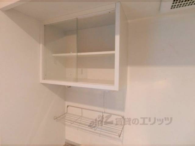 キッチン　上部収納