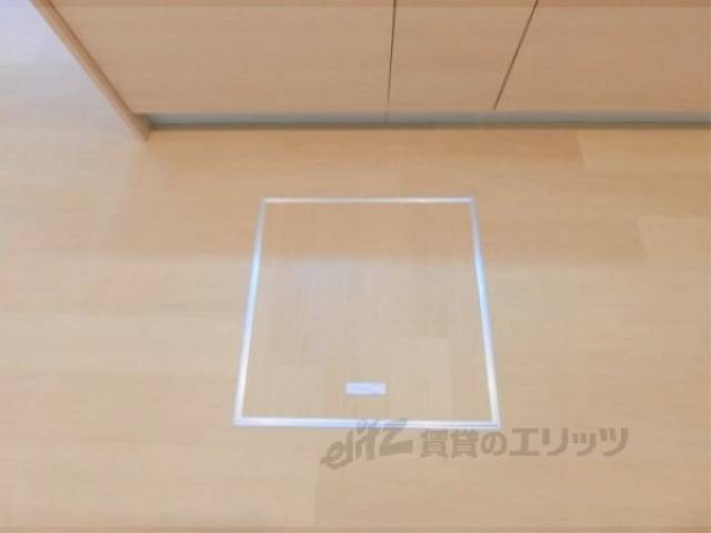 キッチン　床下収納