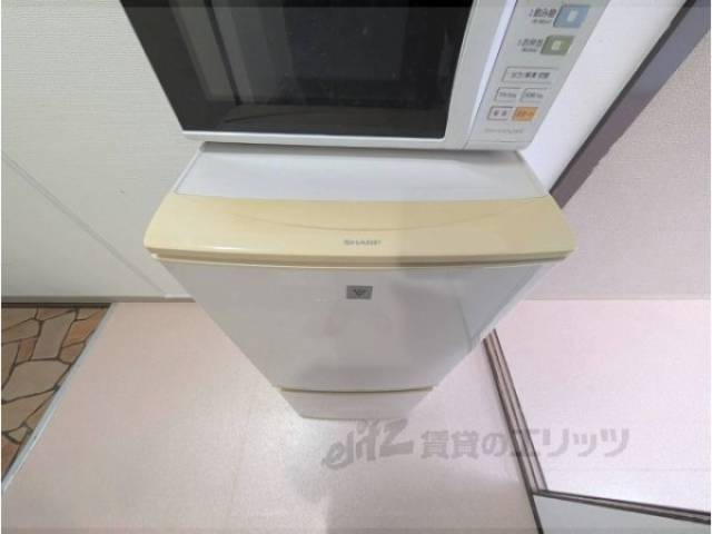 冷蔵庫置場　冷蔵庫