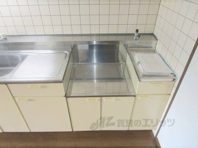 キッチン　コンロ置場