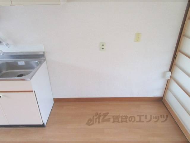 キッチン　棚置スペース