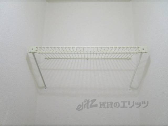 トイレ　収納棚