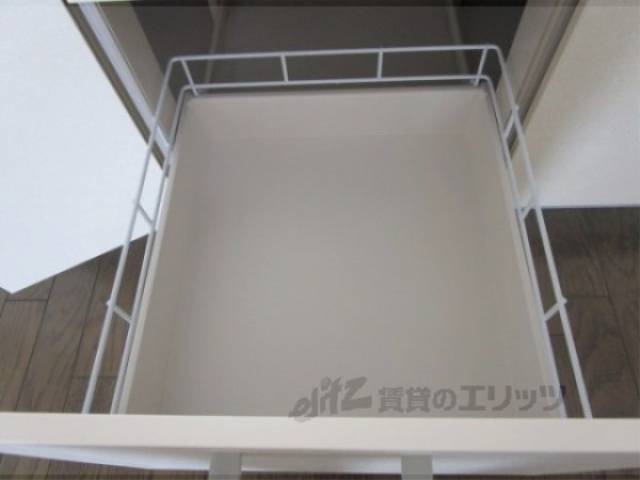 キッチン　収納