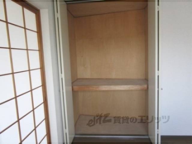 収納　リビング収納