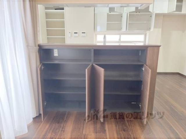 リビング　収納