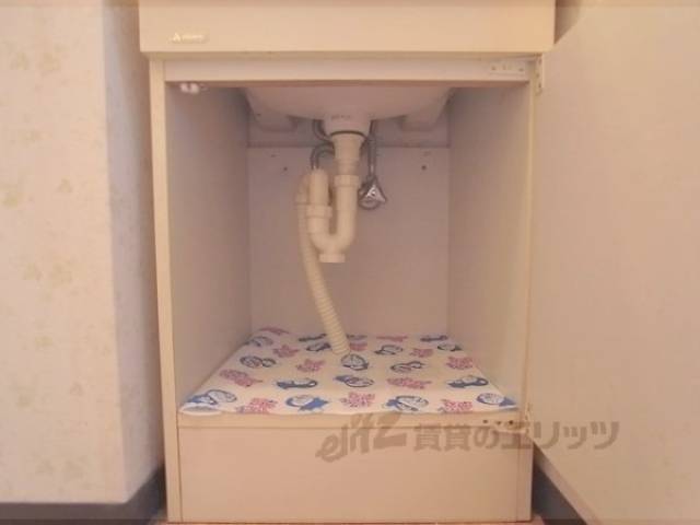 洗面所　洗面台　収納