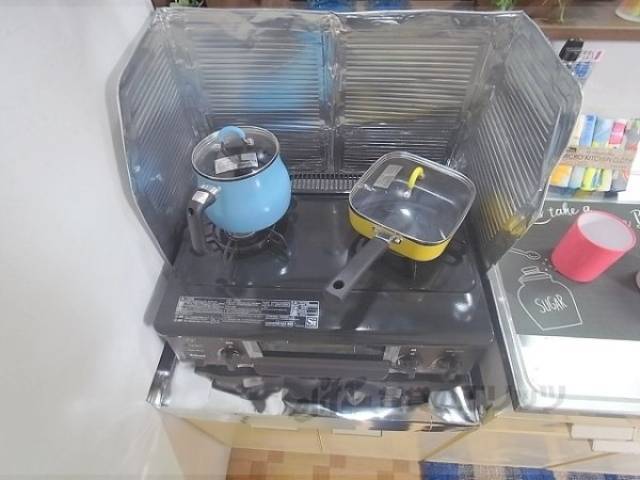 キッチン　2口ガスコンロ